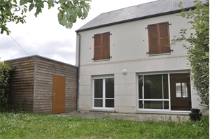 maison-villa à la vente -   02200  SOISSONS, surface 95 m2 vente maison-villa - APR703712